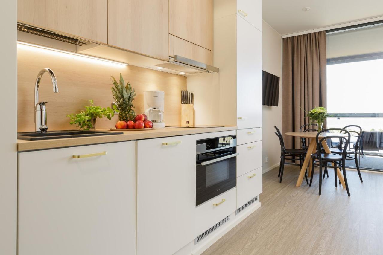 Marina Chalets Studios By Hiekka Booking - Sisaeltaeae Liinavaatteet Ja Loppusiivouksen Kalajoki Camera foto
