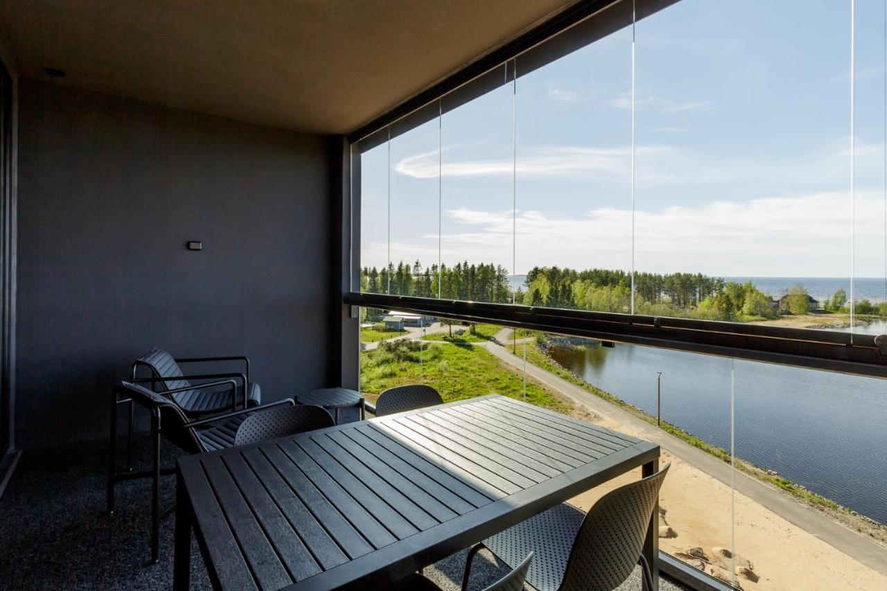 Marina Chalets Studios By Hiekka Booking - Sisaeltaeae Liinavaatteet Ja Loppusiivouksen Kalajoki Camera foto