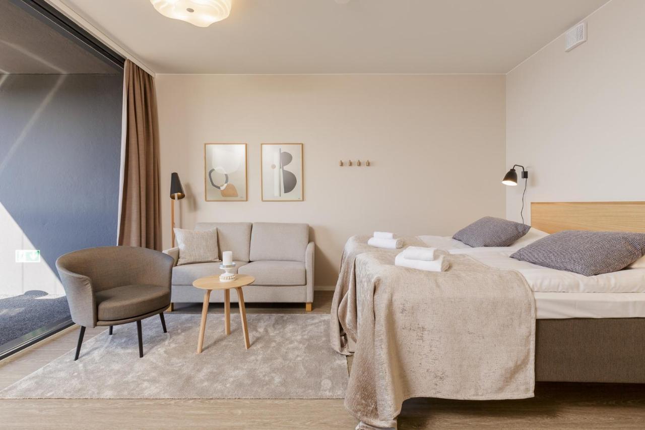 Marina Chalets Studios By Hiekka Booking - Sisaeltaeae Liinavaatteet Ja Loppusiivouksen Kalajoki Camera foto